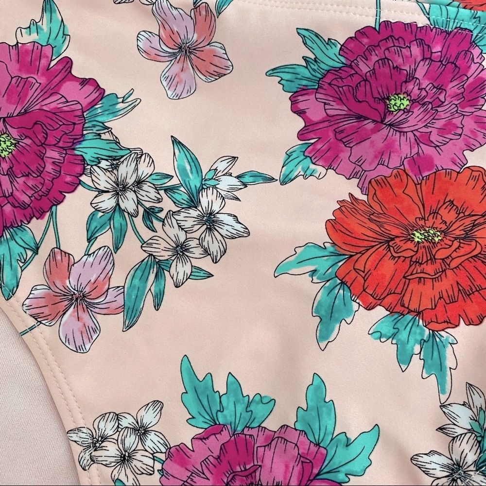 ✖️SOLD✖️ XHILARATION Pink Floral Swimsuit - Picture 8 of 9